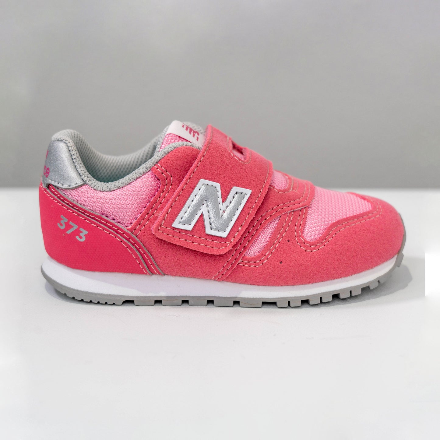 【送料無料！】【国内正規品】New Balance 373 スニーカー 15cm~19cm PN2 PR2 ピンク レッド キッズ YV373