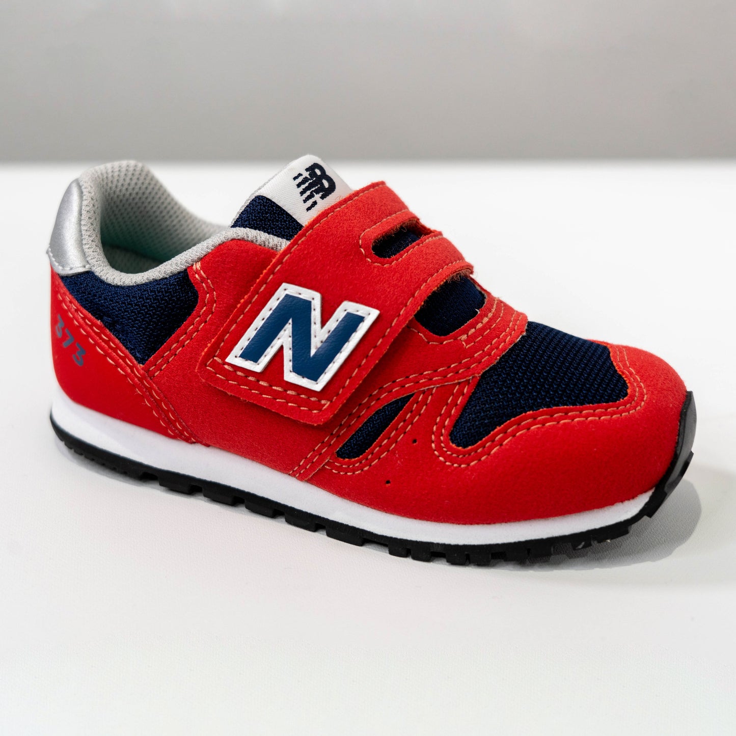 【送料無料！】【国内正規品】New Balance 373 スニーカー 15cm~19cm PN2 PR2 ピンク レッド キッズ YV373