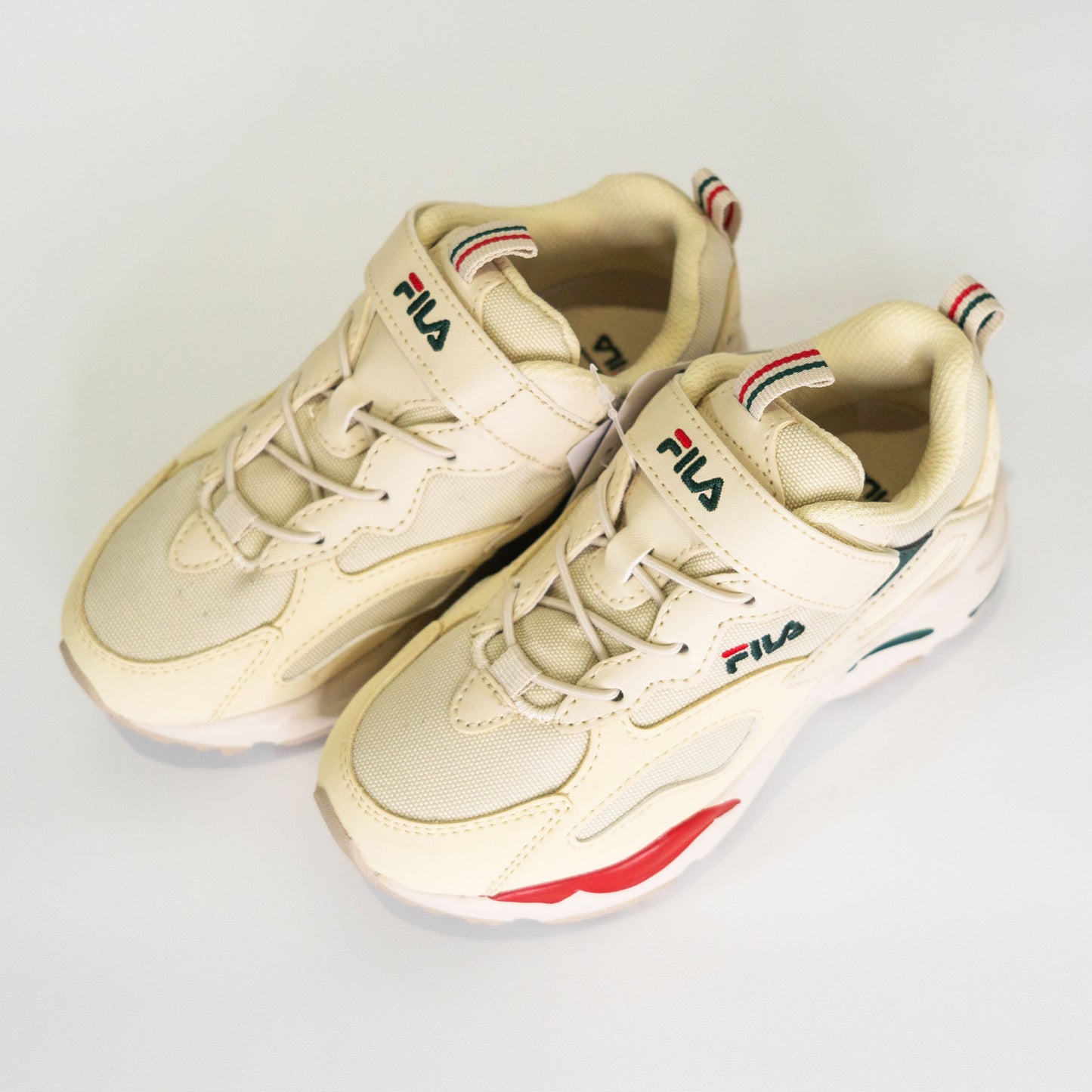 【送料無料！】【国内正規品】FILA　キッズ　レイトレイサー　スニーカー　3RM01263　RAY TRACER KD
