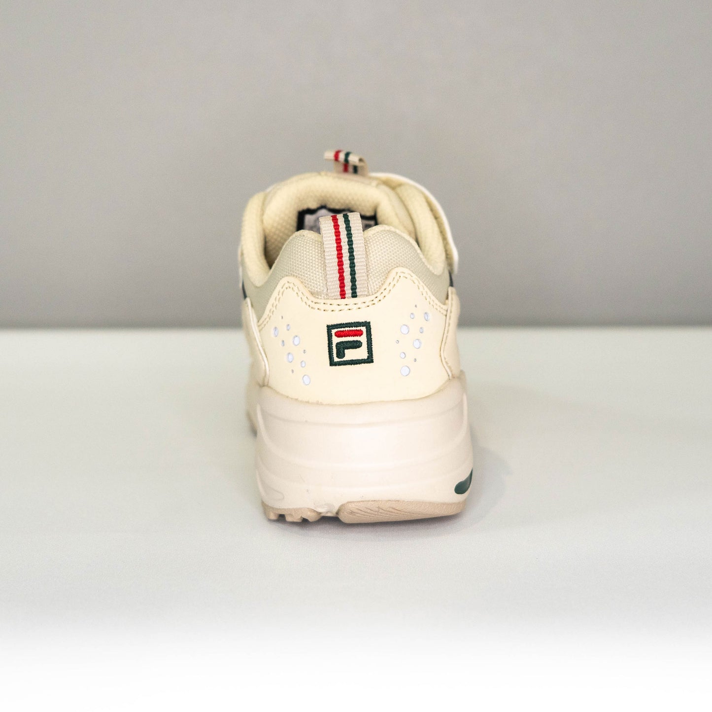 【送料無料！】【国内正規品】FILA　キッズ　レイトレイサー　スニーカー　3RM01263　RAY TRACER KD