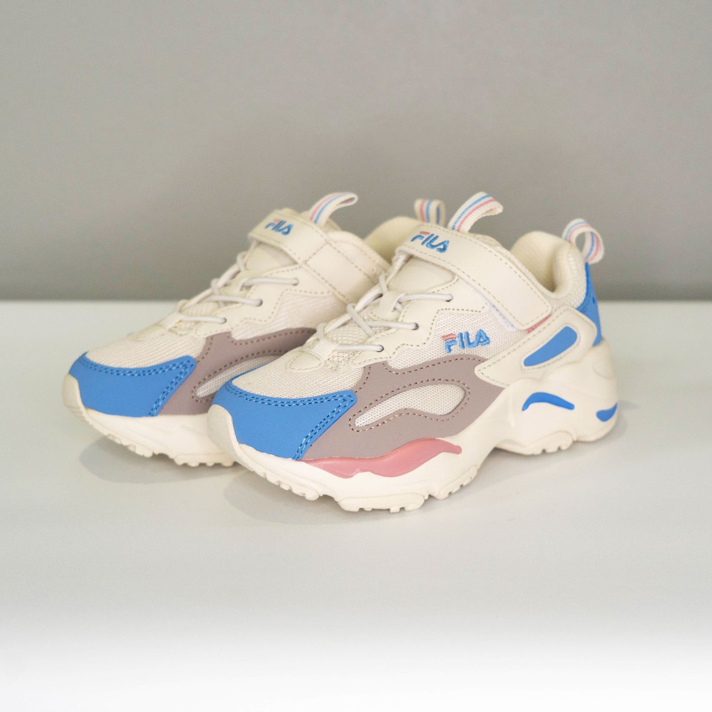 【送料無料！】【国内正規品】FILA　キッズ　レイトレイサー　スニーカー　3RM01263　RAY TRACER KD