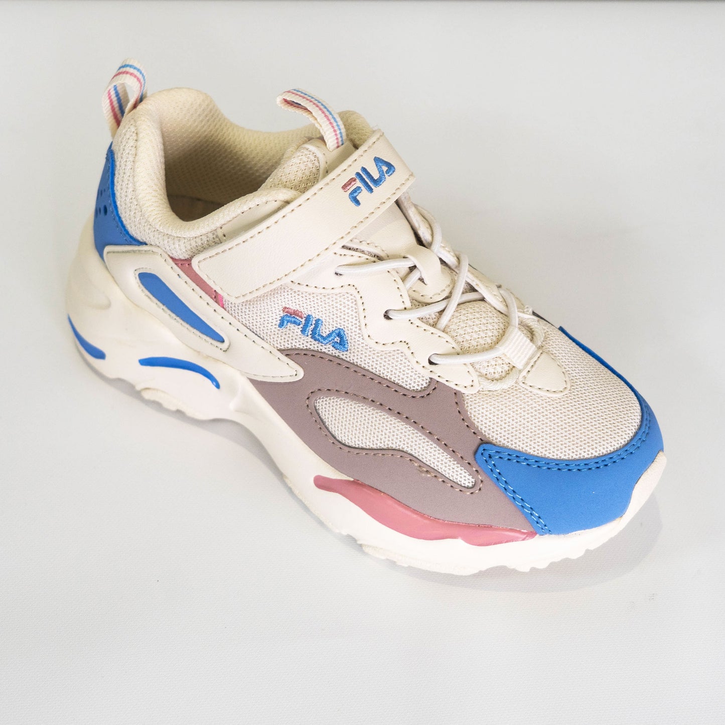【送料無料！】【国内正規品】FILA　キッズ　レイトレイサー　スニーカー　3RM01263　RAY TRACER KD