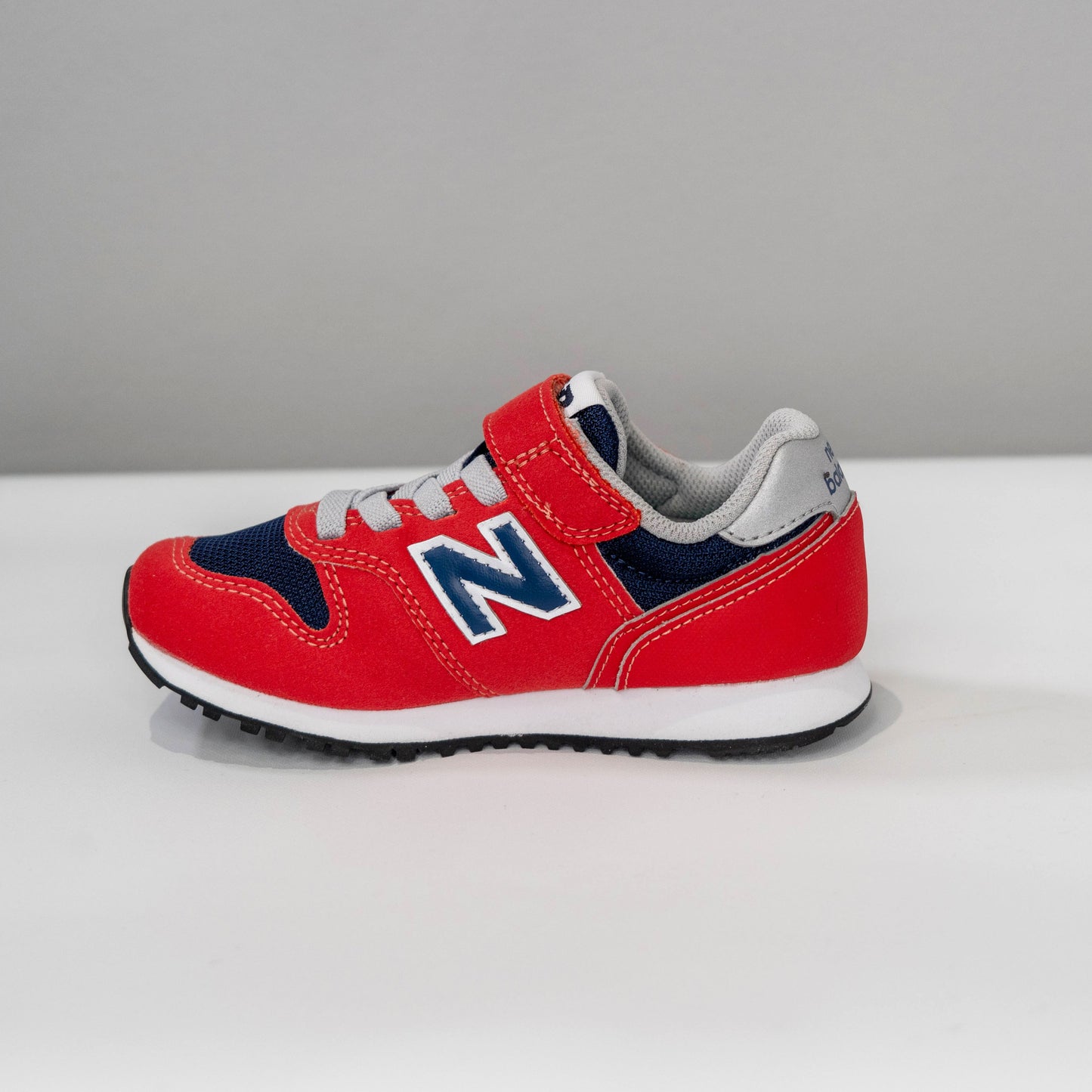 【送料無料！】【国内正規品】New Balance 373 スニーカー 15cm~19cm PN2 PR2 ピンク レッド キッズ YV373