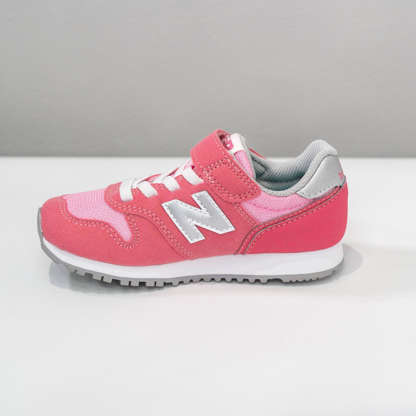 【送料無料！】【国内正規品】New Balance 373 スニーカー 15cm~19cm PN2 PR2 ピンク レッド キッズ YV373