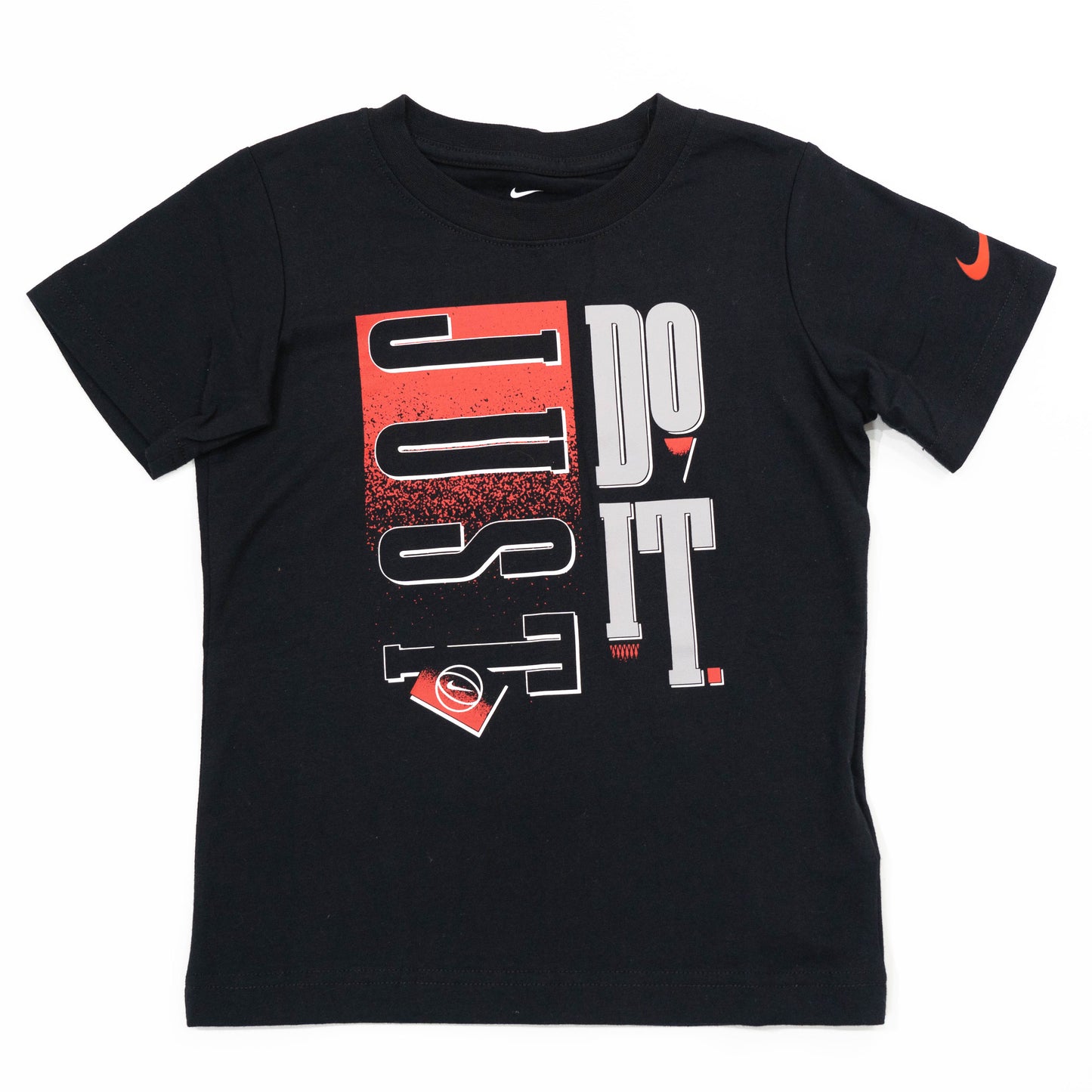 【送料無料！】【国内正規品】NIKE  ナイキ　kids  半袖Tシャツ  ブラック  ホワイト  86E685