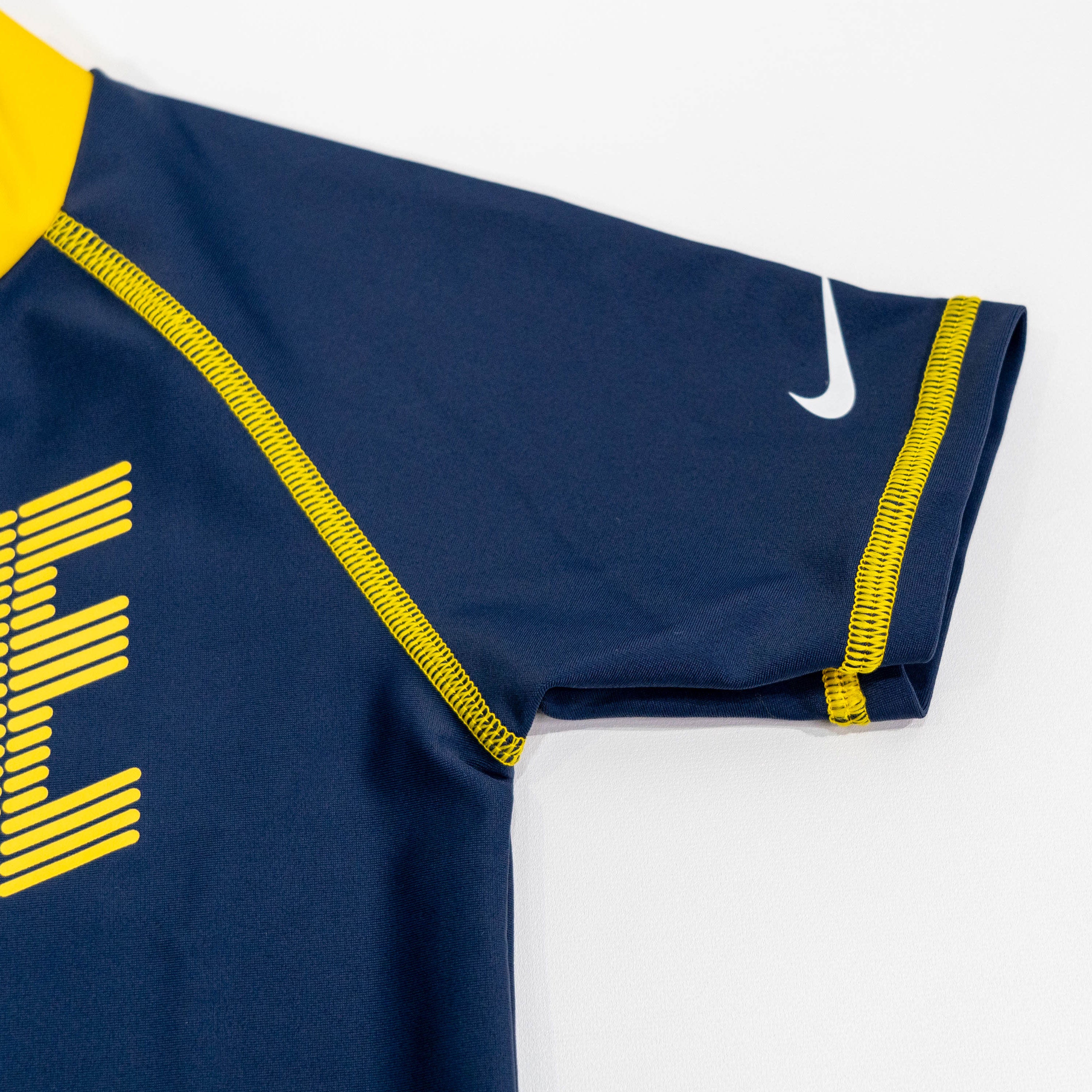 【送料無料！】【国内正規品】NIKE  ナイキトドラーS/SUVラッシュガード　ブルー×ホワイト　ネイビー×イエロー 1981927　90cm　100cm　110cm
