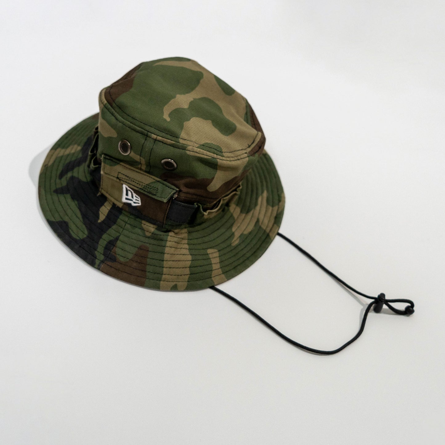 【送料無料！】【国内正規品】NEW ERA　アドベンチャー ツイルコットン ウッドランドカモ　11136060　ハットタイプ　S/M